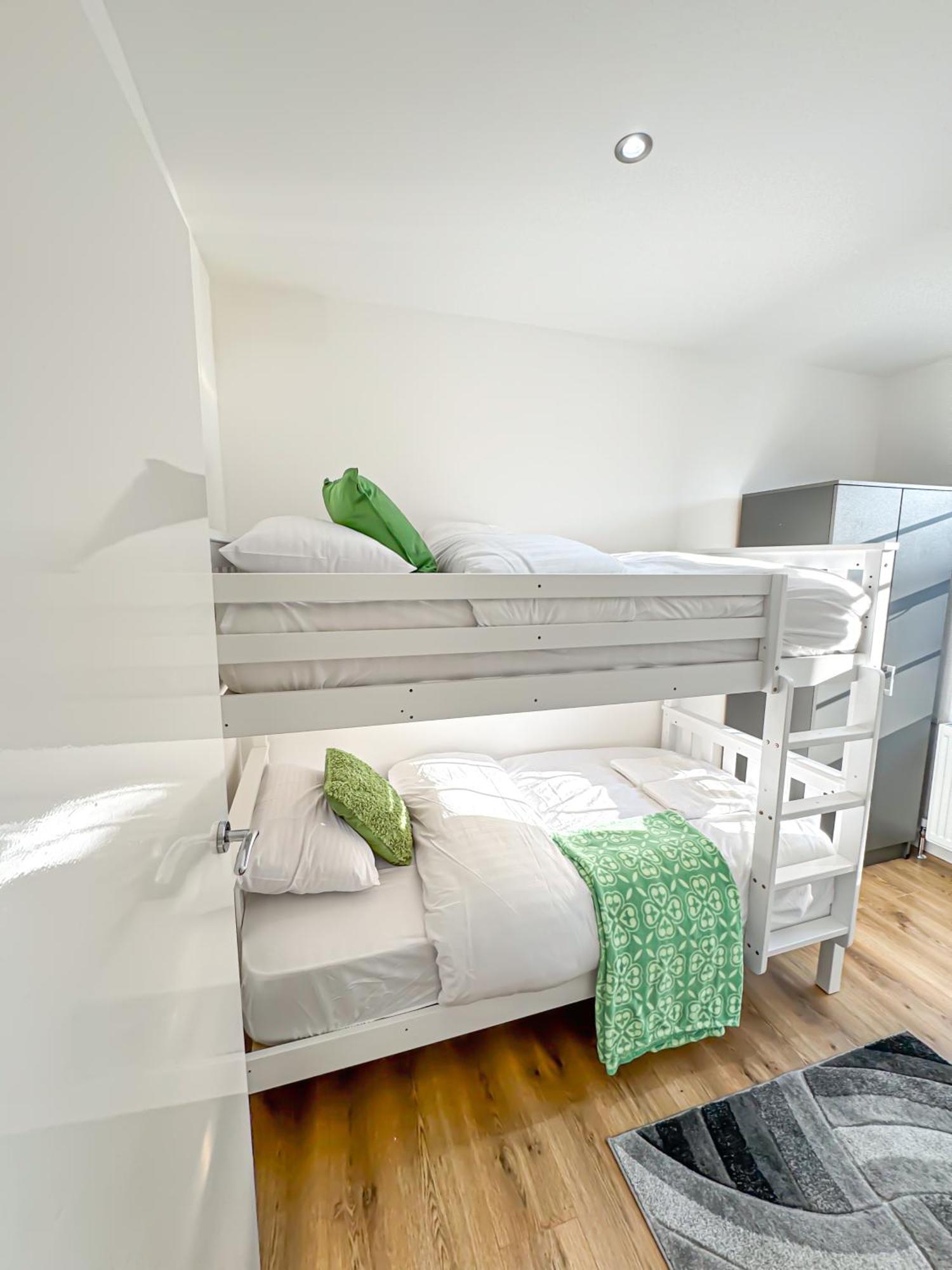 Luxury Flat For 6 - 5 Min Walk From Camden Market Hw4 Londen Buitenkant foto